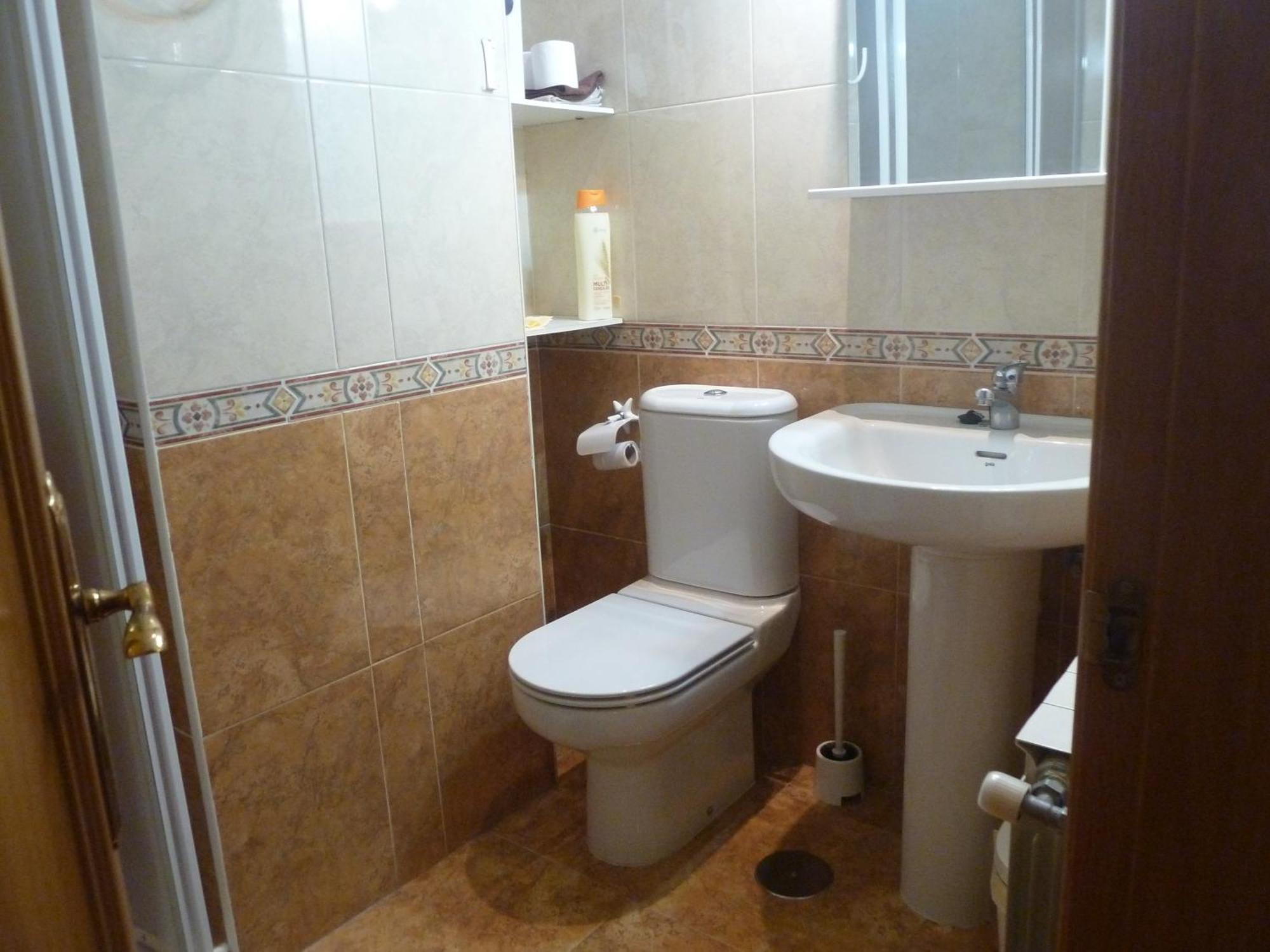 La Nueva Covadonguina Cangas de Onís Exterior foto